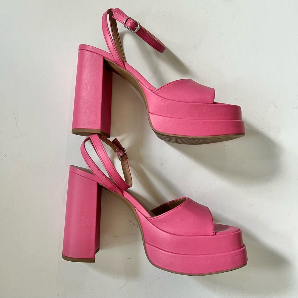 Platform Pink Criss Cross Strappy Stacked Heel Sandals Alessia by Wild Fable